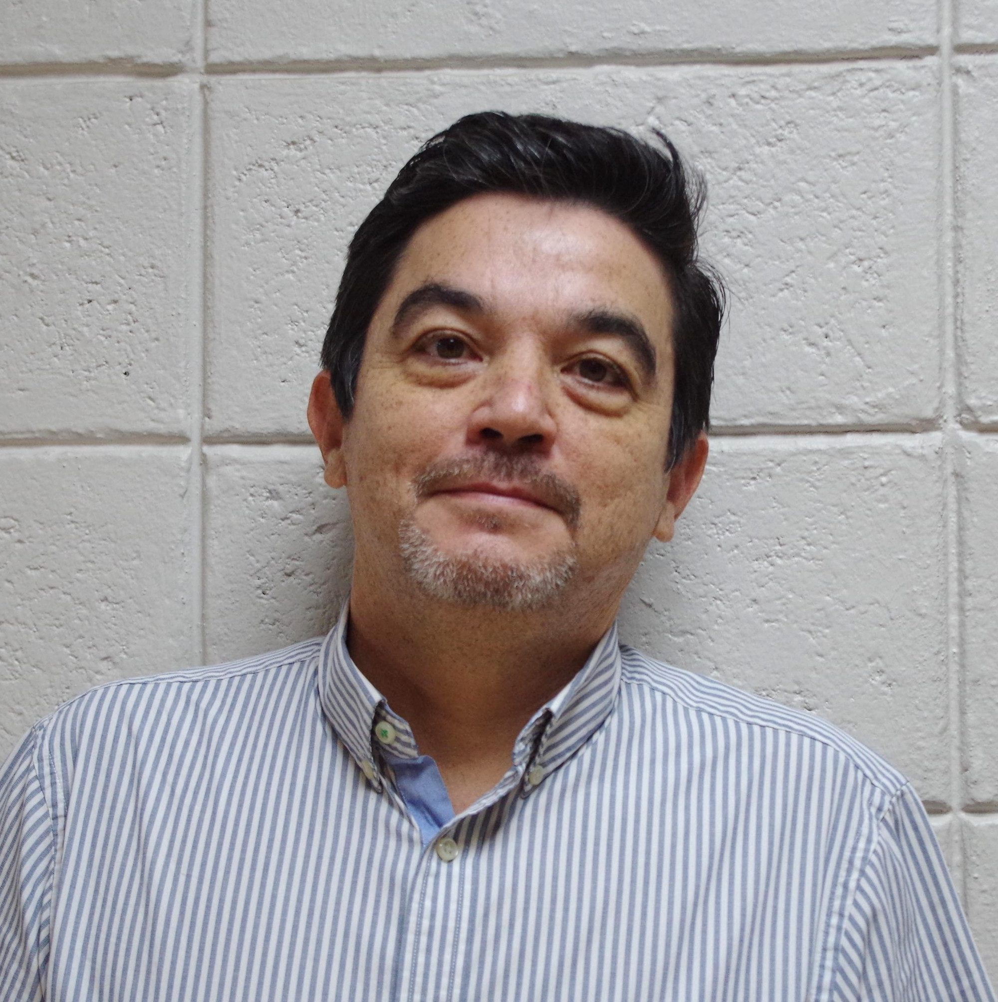 Dr. Hugo Hidalgo